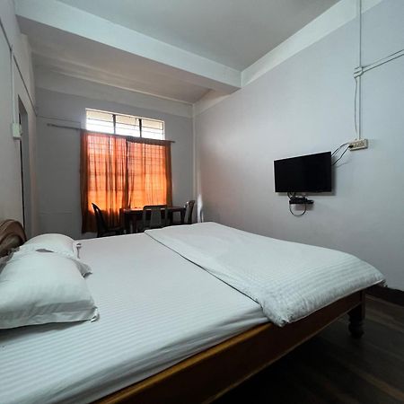 Comfort Stay Residency Гувахати Экстерьер фото
